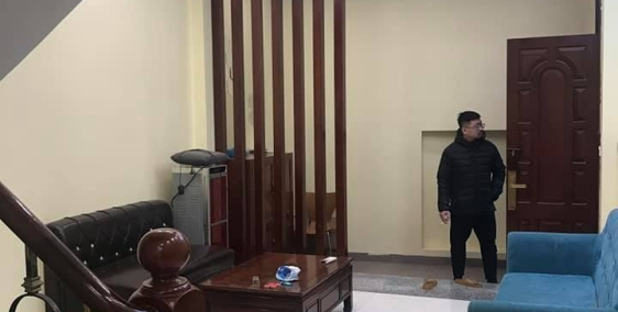 Bán nhà gấp ở Hoàng Hoa Thám, 46m2, 4tầng, 12.3m mặt tiền, Ngõ ô tô, 4.6tỷ