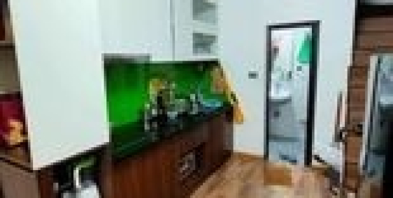 Bán nhà Quận Đống Đa, phố Tôn Đức Thắng, 30m2, 4 tầng, giá siêu rẻ 2.65 tỷ.