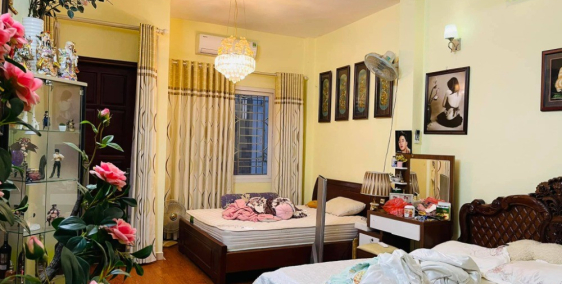 Tin Vip: Bán nhà tại phố Tôn Đức Thắng, Đống Đa.