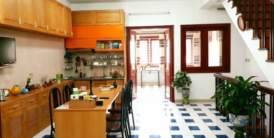 ĐỊNH CƯ Ở NƯỚC NGOÀI, BÁN GẤP NHÀ PHỐ VỌNG, HAI BÀ TRƯNG 80M2X5T.LH 0912366632