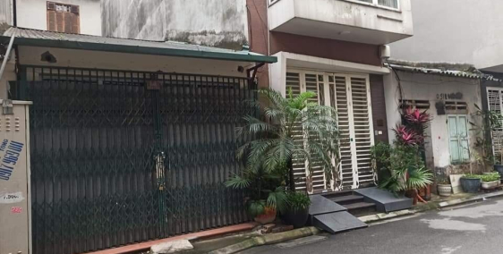 BÁN NHÀ C4 NGUYỄN VĂN CỪ - LONG BIÊN GIÁ 8,8 TỶ