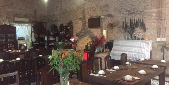 Biệt thự cổ Quận 3 – Dt 450 m2 – Sát Mặt tiền