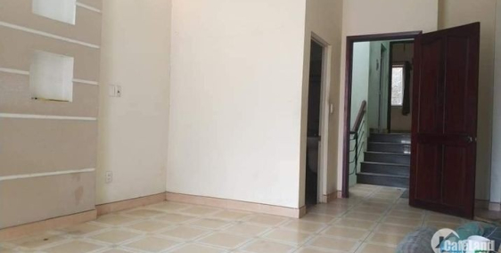 Nhà đẹp Trần Hưng Đạo , giá bất ngờ