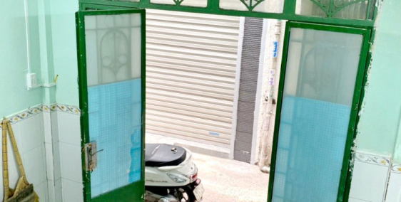 Bán nhà nhỏ 1 lầu hẻm 1 sẹt 56 đường Dương Bá Trạc Phường 2 Quận 8