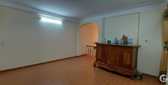 Bán nhà nằm gần UB Thanh Liệt 42m x5T MT 4.2M giá 3.15 tỷ