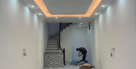 Bán nhà mới Đại Mỗ, 32m2x5 tầng,ô tô 10 mét, cạnh AEON MALL giá 2.85 tỷ