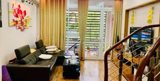 Nhà Trần Cung, Bắc Từ Liêm, phân lô, vỉa hè rộng, ôtô đỗ cửa, 40m2, 6.5 tỷ.