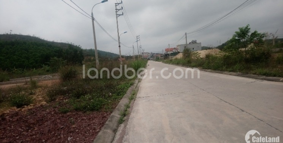 Cần bán lô Đất BT 3 mặt tiền quay hồ điều hòa. Tái định cư Đoàn Kết