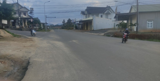 Bán Đất Mặt Tiền ,Phan Đình Phùng ,Phường Lộc Tiến, TP Bảo Lộc, T Lâm Đồng