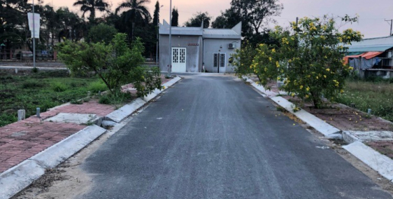 Bán đất chính chủ ngay thị trấn đối diện trường học có sổ sẵn 90m2 giá 1.4 tỷ