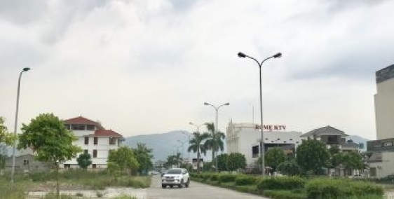 Bán lô LK03 mặt tiền đường 10 làn dự án KĐT Kim Long, Quảng Ninh