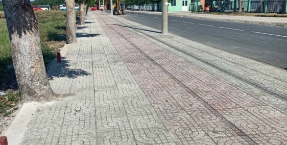 Đất nền mặt tiền đường Đinh Đức Thiện