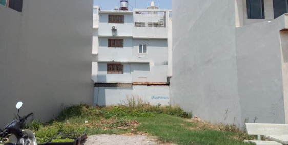 Kẹt tiền bán đất ngay đường Ba Vì, Phường 15, Quận 10, giá 3,2 tỷ/nền, sổ sẵn