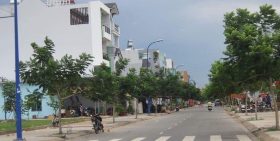 Bán đất MT Lê Văn Lương, Tân Phong, Quận 7 gần UBND giá chỉ 3,8 tỷ, sổ riêng