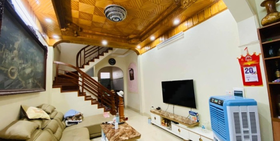 MS132 Cần Bán Nhà Cự Lộc Thanh Xuân Vị Trí Trung tâm, 2 Thoáng Tặng Nội Thất