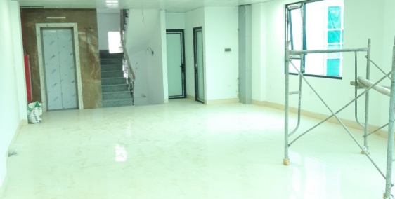 Cho thuê nhà 6 Tầng mặt phố Thụy Khuê Tây Hồ, MT 11m, để thông sàn giá 120 triệu