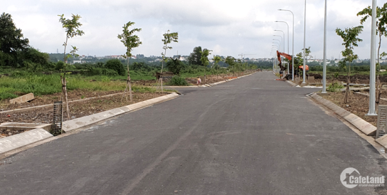 Cần Tiền Bán Lô Đông Bình Dương, Ngay Trung Tâm TP Dĩ An, giá 960tr, có sổ hồng