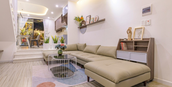 Bán nhà Phân Lô ôtô 9.5 tỷ 50m2 6 tầng thang máy Mt4.5m Trường Chinh, Royal city