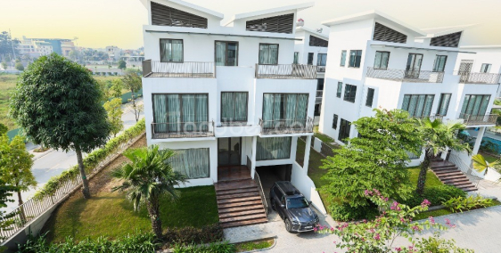 Bán biệt thự đơn lập khu Ngọc Thụy cực đẹp lô góc view công viên