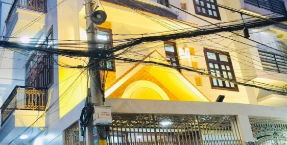 Bán Biệt Thự 3 Mặt Tiền Đường CMT8 Quận 10 TPHCM Giá Rẻ