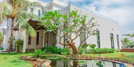 Biệt thự nghỉ dưỡng sở hữu bãi biển riêng dài 400m đầu tiên tại Vũng Tàu.