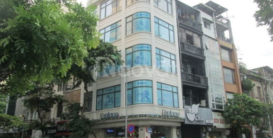 BÁN NHÀ MẶT PHỐ CẦU GIẤY 3 MẶT TIỀN 195M 6 TẦNG 35 TỶ