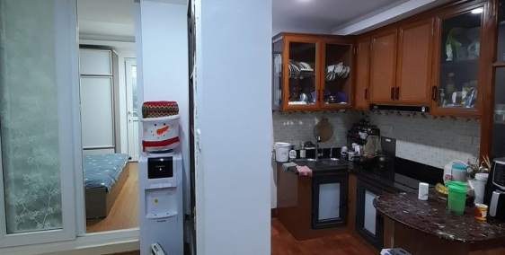 Căn hộ tập thể Nam Đồng - Hồ Đắc Di, đẹp ở luôn.