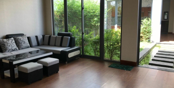 Bán nhà 1 trệt 1 lầu giá 2.4 tỷ khu dân cư tân tạo