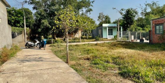 Chính chủ cần bán gấp lô đất thổ cư đường bê tông ngay trường Phước Trạch.