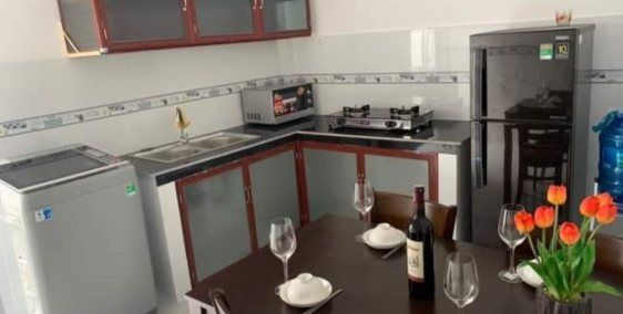 Bán nhà ở Bình Chánh, sổ hồng riêng, diện tích 7*15m2 giá 1 tỷ 900 triệu