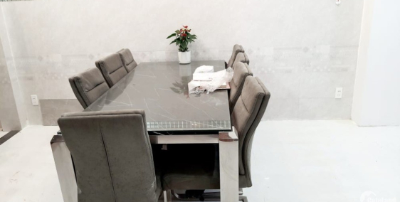 Bán nhà hẻm 4m, Trần Hưng Đạo Quận 1, 30m2, 4 tầng 6PN, giá 6.08 tỷ