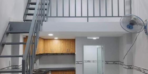 LẠC LONG QUÂN 20M2 ĐỦ 3 TẦNG HOÀN CÔNG ĐỦ CHỈ 2.3 TỶ