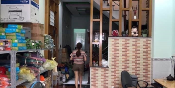 Bán gấp nhà HXH, 2 tầng, 69m2, Nguyễn Ngọc Nhựt, Tân Phú, chỉ 4.7 tỷ.