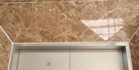 81m2x5 tầng, thang máy, MT 4m, mặt phố Nguyễn Ngọc Nại. Giá 20.5 tỷ