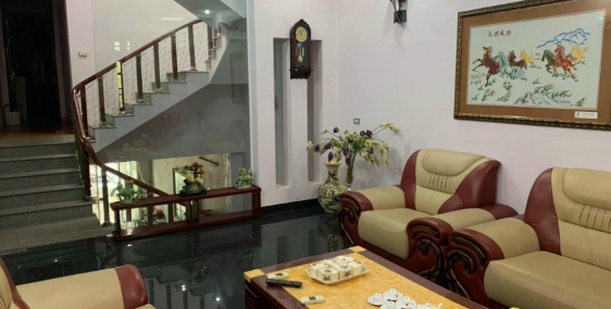 Bán nhà mặt phố Mạc Hiển Tích, TP HD 81m2, mt 4.5m, 4 tầng, hướng Nam, gara, giá