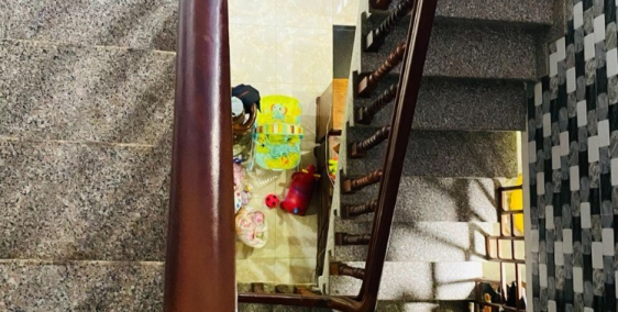 Bán nhà đường Bùi Văn Hòa gần chợ k8