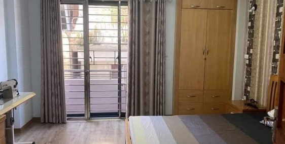 Nhà phân lô Cầu Giấy, Đống Đa kinh doanh – ôtô đỗ, 40m2x4 tầng, 5.15 tỷ.