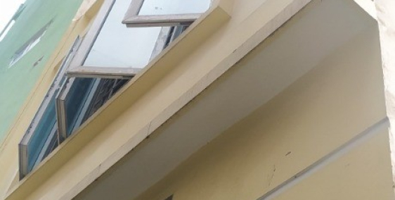 Bán nhà ngõ 168 Kim Giang xây mới 3 tầng DT 64,5m 70tr/m (có ảnh)