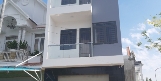 Nhà Nhà Bè, 1 Trệt 2 Lầu - DT 100m2, sổ hồng trao tay, tặng bộ nội thất