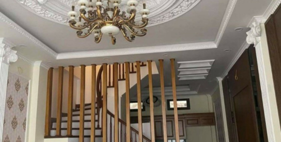 NHÀ ĐẸP LÔ GÓC, Ô TÔ THÔNG, PHÚC LỢI LONG BIÊN. DT: 36M2, MT: 4.1M, GIÁ 2.6 tỷ.