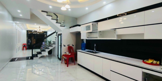 Bán nhà đường Đông Khê hơn 60m2 sân cổng chỉ hơn 2 tỷ x