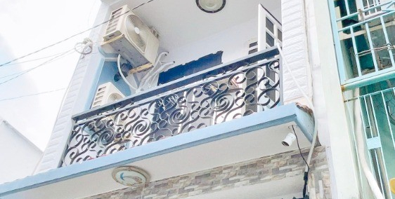 Bán nhà mới 2 lầu gần MT hẻm xe hơi đường Âu Dương Lân P.3 Quận 8