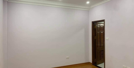 Bán gấp nhà Cổ Nhuế, Bắc Từ Liêm 52m2x5 tầng, mặt tiền 4m, ngõ rộng, 3.4 tỷ.