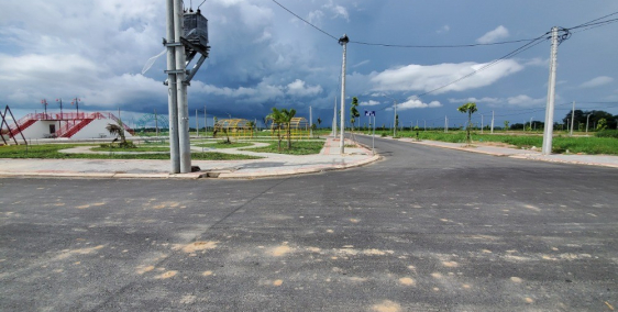 Bán nền mặt tiền giá rẻ Vạn Phát Sông Hậu