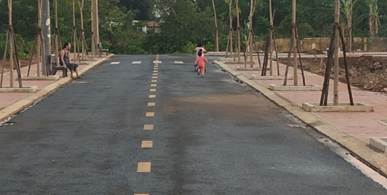 Bán lô đất thổ cư tại thị trấn Chư Sê, gần trường học, công viên, giá 715 triệu