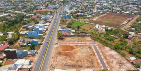 Bán lô đất tại trung tâm Chư Sê, có sổ sẵn, full thổ cư, giá đầu tư