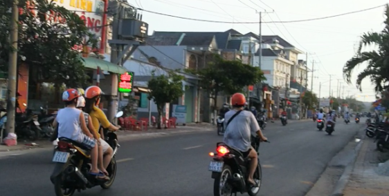 Miếng đất cách biển chỉ 180m tại làng chài phước hải, đất đỏ cần bán.