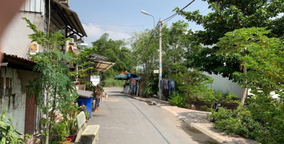 Gia đình cần bán gấp 115m2 thổ cư sát vách Ub xã Qui Đức Q.Bình Chánh; SHR.