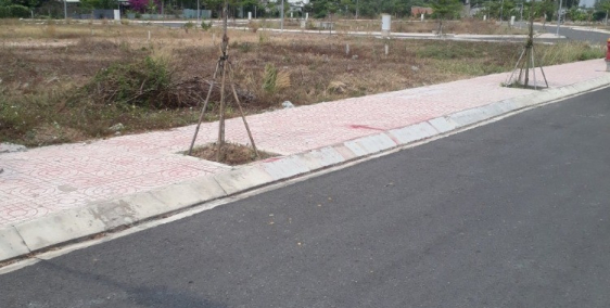 Đất MT đường Nguyễn Văn Khạ. Sổ riêng, Thổ cư hết đất