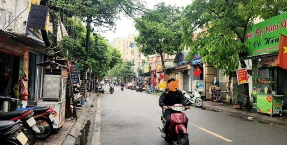 Bán Nhà Mặt Phố Hoàng Thế Thiện 114m2, 3 Tầng MT 4.5, Vỉa Hè, Kinh Doanh Sầm Uất